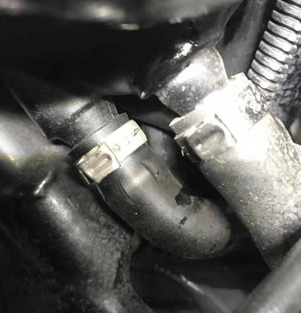 スポ/XRのオイルドレンホースの写真2